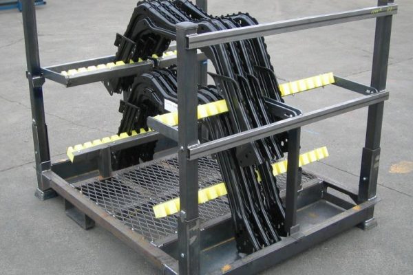 Durawood als Bauteilaufnahme in einem Ladungsträger